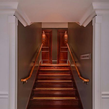 London Marriott Hotel County Hall Екстериор снимка