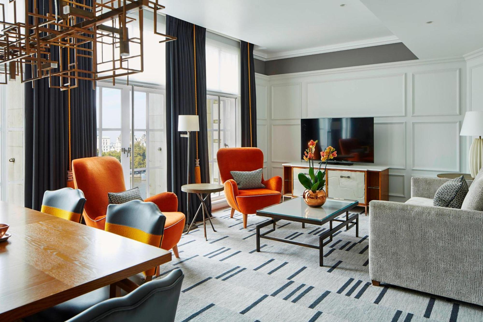 London Marriott Hotel County Hall Екстериор снимка