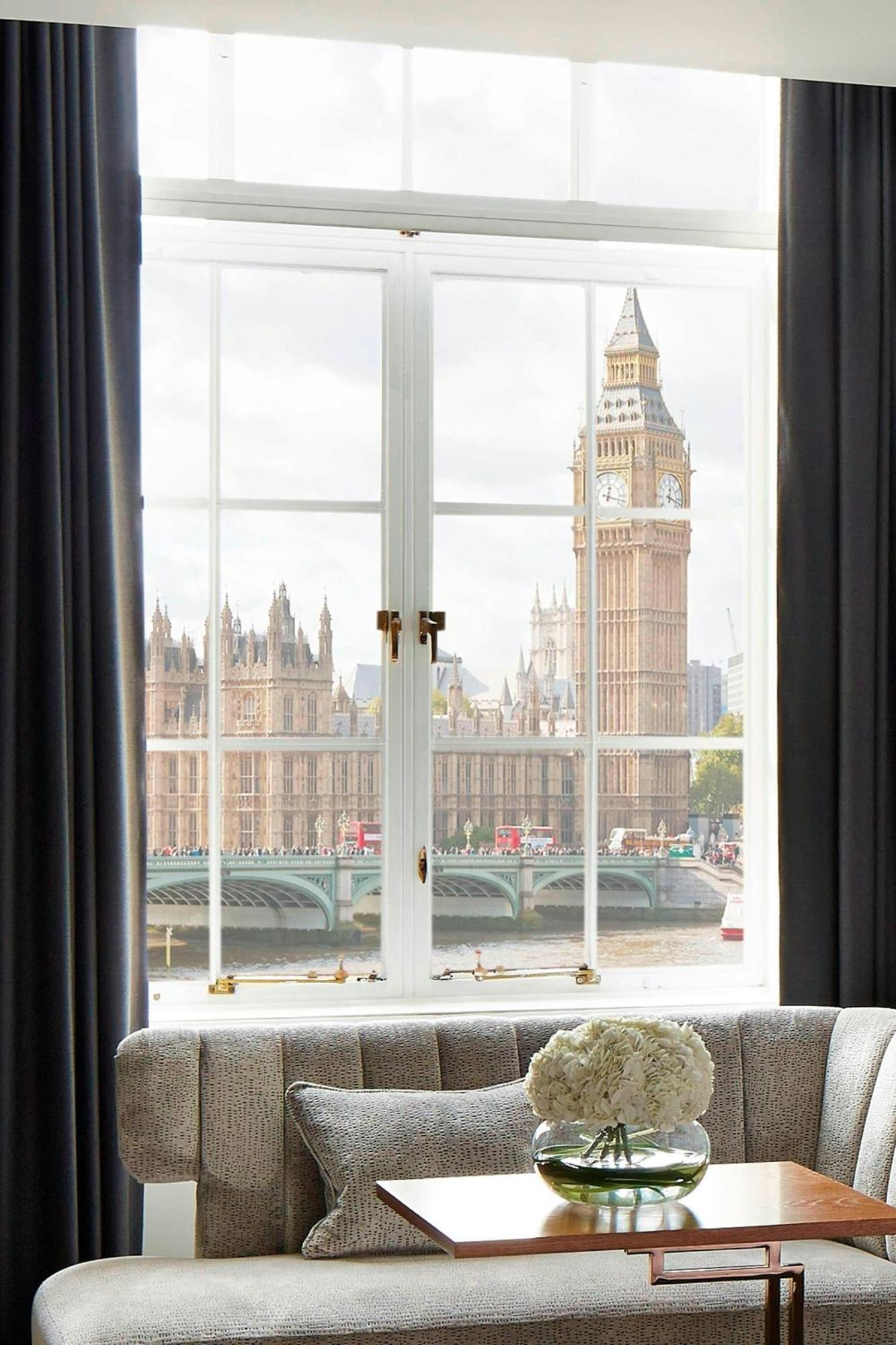 London Marriott Hotel County Hall Екстериор снимка