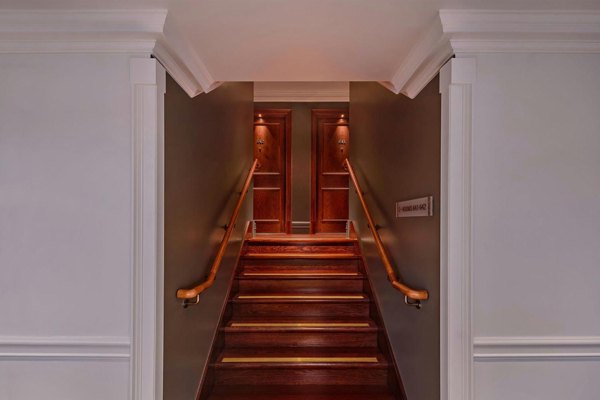 London Marriott Hotel County Hall Екстериор снимка
